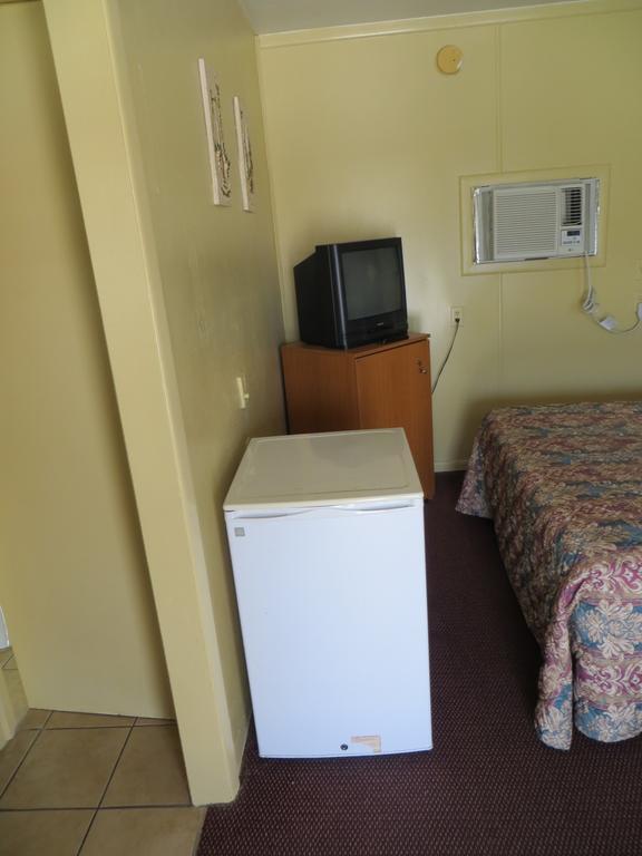 Travelers Inn Okeechobee Pokój zdjęcie
